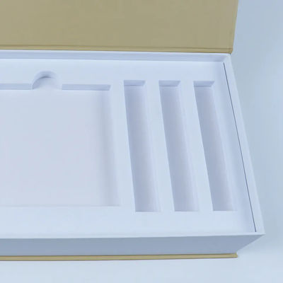 Contenitore di regalo magnetico del cartone rigido di EVA Insert Cosmetic Packaging Boxes